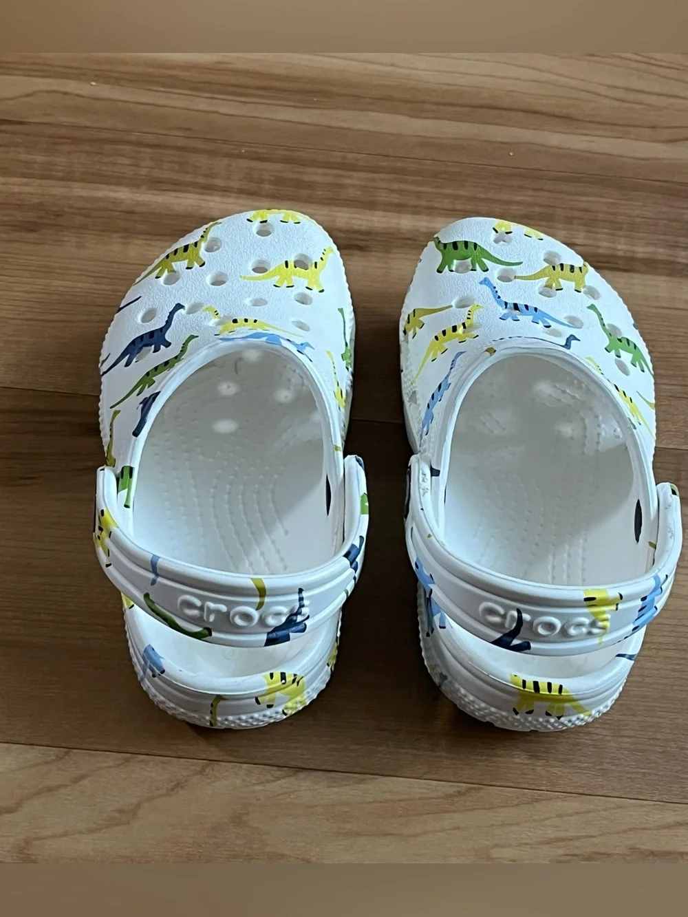 Crocs Kids Classic Dino Print Clogs White C9 Toddler Comfort Shoes